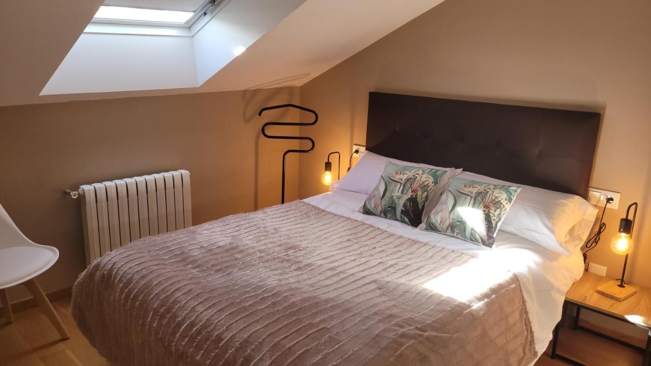 Paz Termal Apartment Ourense Bagian luar foto